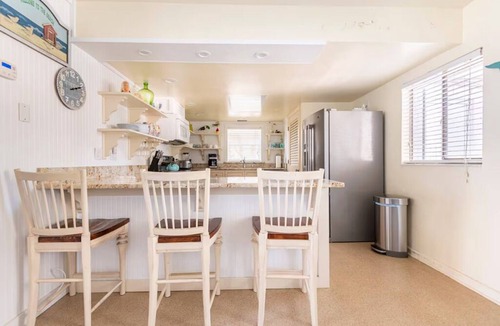 Floridana Beach House | Ground Floor Direct Oceanfront House w/Private Patio and Steps to Beach Access 🌅🏝️