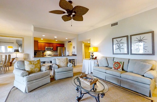 Fernandina Beach Condo | Ground-level home with pool - short walk over dunes to beach