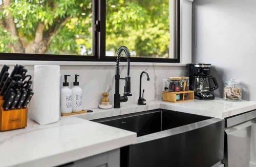 Coral Terrace House | Group-Friendly Home | Patio & Parking for 5