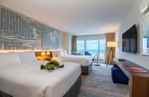 Central Beach Hotel | Group Friendly Retreat | 3 Modern Units | Outdoor Pool | Near South Beach Park
