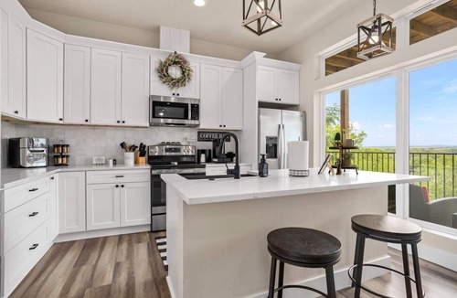 Gruene House | Gruene River Townhomes A&B