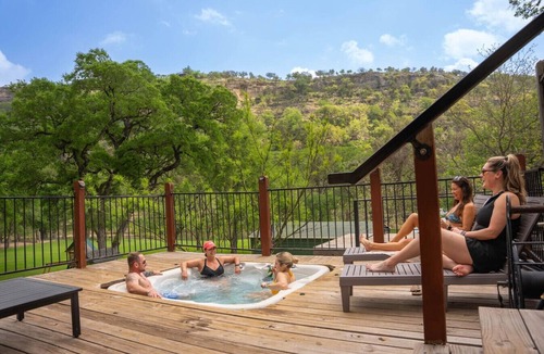 New Braunfels House | Guadalupe Riverfront | Private Hot Tub | Sleeps 14