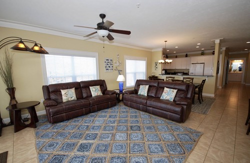 Steinhatchee Condo | Gulf Breeze Condo #208- Private Ramp! WiFi! Docks to be completed May 2026!