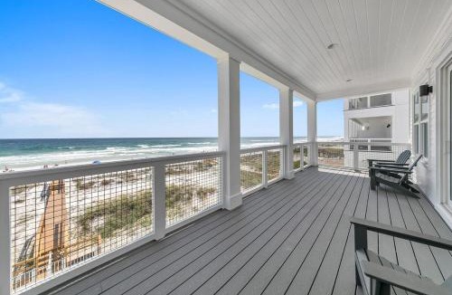 Fort Walton Beach House | Gulf Front 8 BR 6 BA Pool & Hot Tub Pickleball Fun