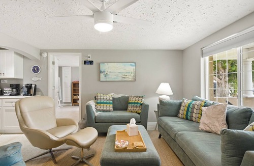 Hudson Beach Estates House | Gulf Front Paradise w/Kayaks & Paddle Boat!