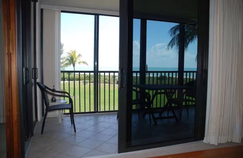 Sanibel Condo | Gulf Front Sanibel Condo with Spectacular Views