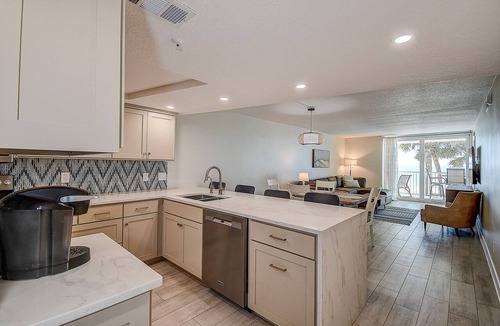 Madeira Beach Condo | Gulf Front Sunsets From the Balcony of This 3 BD/2 BA condo!
