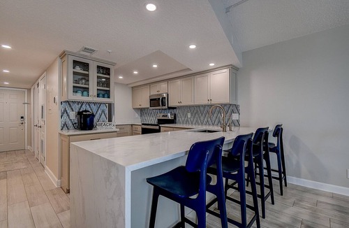 Madeira Beach Condo | Gulf Front Sunsets From the Balcony of This 3 BD/2 BA condo!