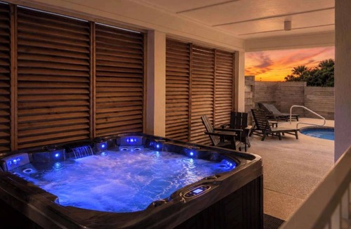 Plantation House | Gulf-Front,Pool, Hot Tub, 5 Kings