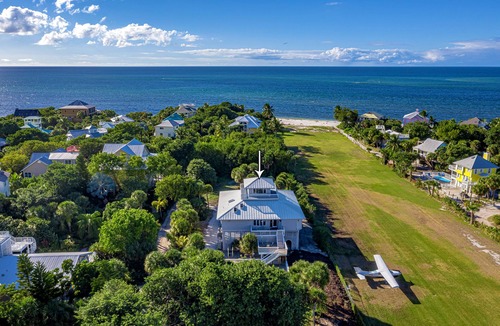 Jose's Hideaway House | Gulf of America Beach House, Private Pool, 360 Island Views Airstrip Membership