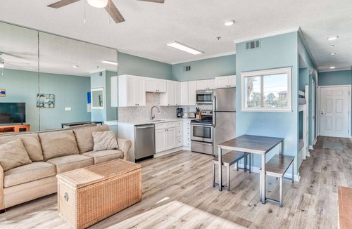 Gulf Place Condo | Gulf Place Cabanas 307 - Access to Pool