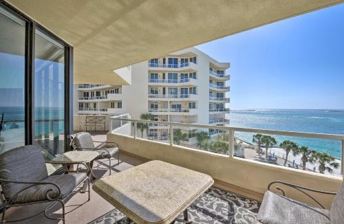 Holiday Isle House | Gulf View Destin Condo with Resort Pool & Spa!