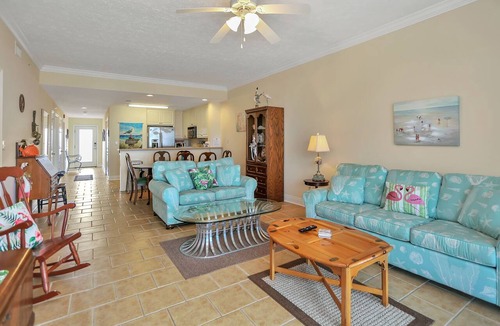 Mexico Beach Condo | Gulf View, Mexico Beach Condo, Community Pool, Hot Tub, and Sauna ~ Summerhouse