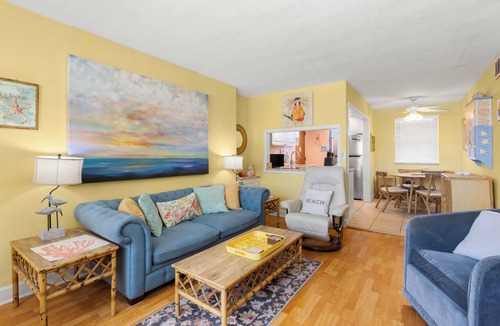 St. Pete Beach Condo | Gulf Winds 1505 — Updated Tile Floors & Room for Everyone