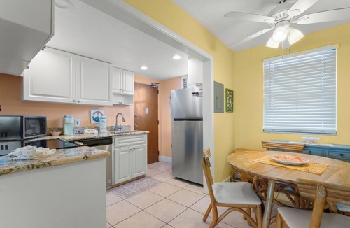 St. Pete Beach Condo | Gulf Winds 1505 — Updated Tile Floors & Room for Everyone