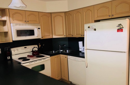 Fort Pierce Condo | GV 5624 Golf Course View Condo-Paradise Vacation Rental in Ocean Village