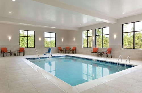 North Olmsted Hotel | Hampton Inn By Hilton North Olmsted Cleveland Airport