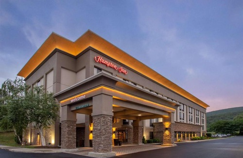 Fishkill Hotel | Hampton Inn Fishkill