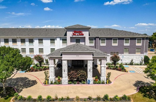 Denton Hotel | Hampton Inn & Suites Denton