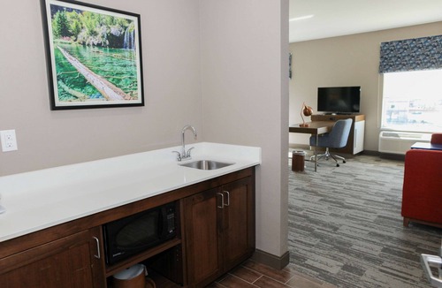 Lafayette Hotel | Hampton Inn & Suites Lafayette Medical Center, CO