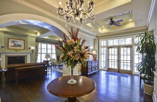 Yamacraw Village Hotel | Hampton Inn & Suites Savannah Historic District