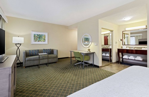 Lake Worth Hotel | Hampton Inn West Palm Beach-Lake Worth-Turnpike