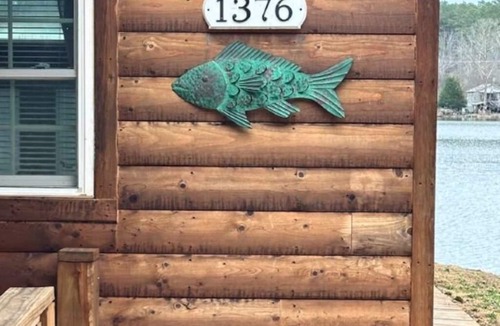 Tunnel Hill Cabin | Harmony Cove - Peaceful, serene 2-bdrm cabin on the lake in charming Tunnel Hill