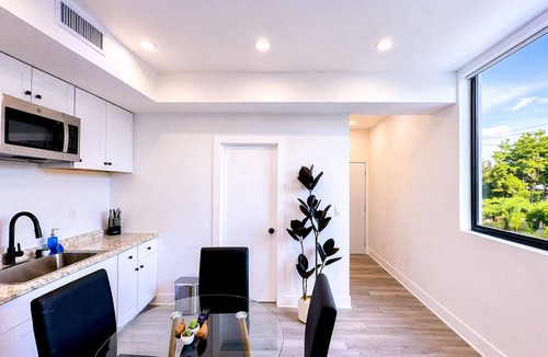 East Little Havana Apartment | Havana Studio Suite Near Brickell & Close to Miami Beach