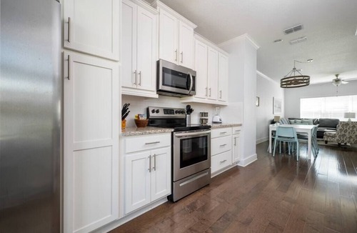 Atlantic Shores House | Haven - 100 yards from the sand!