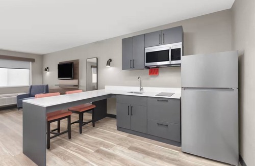 Irving Hotel | Hawthorn Extended Stay by Wyndham DFW Airport North