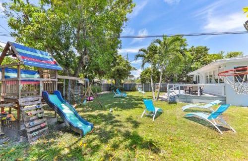Royal Poinciana House | Heart of Hollywood Villa