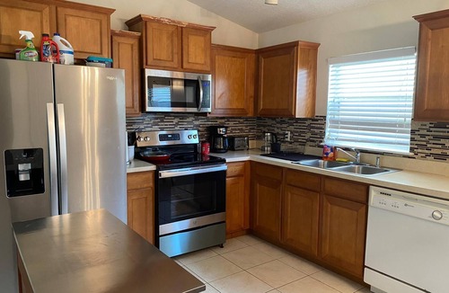 Sandy Ridge House | Heated Pool and BBQ/King Size beds, 2 master bdrms