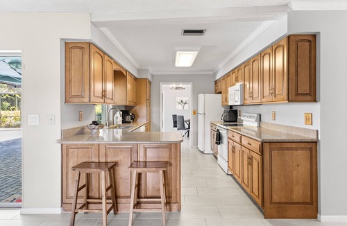 Cypress Lakes Estates House | Heated Pool ~ Charming & Comfy ~ Clean 5★ Location