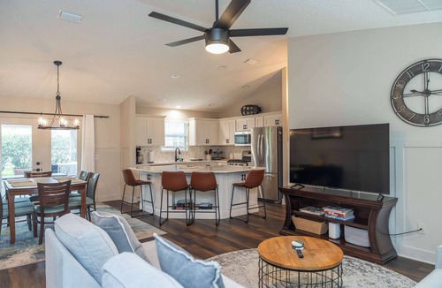 The Villages House | Heated Pool, Golf Cart, Life Stlye ID's