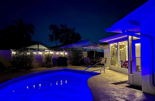 Largo House | Heated Pool Gulf Coast Retreat 8 Mins to Beaches