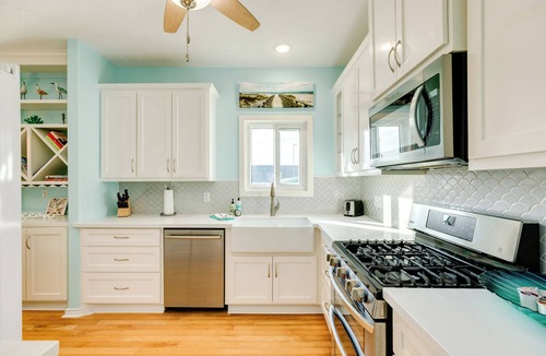 Galveston House | Heated Pool Oasis * Steps to Beach * Game Room Fun