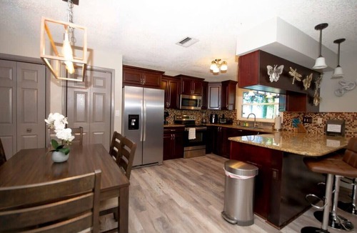 Palm Harbor House | Heated Pool & Spa Retreat-Minutes to Gulf Beaches