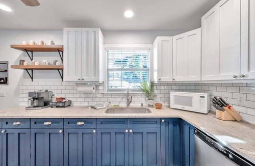 On Top of The World House | Heated Pool, Stylish Home | Grand Cypress Retreat