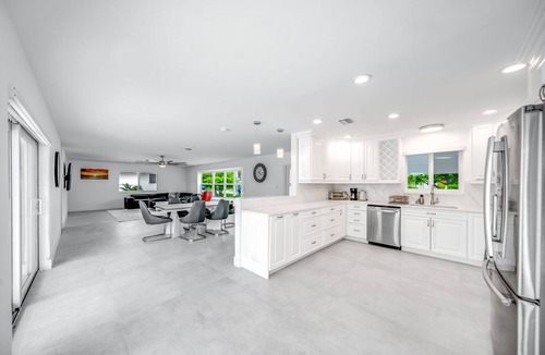 Coral Ridge Isles House | Heated Pool+Waterfront! Close 2 Beach+Restaurants!