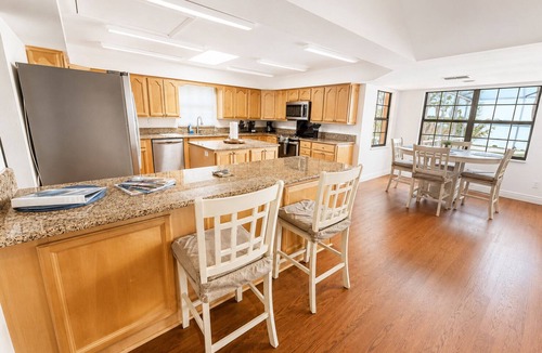Lake Alfred House | Heated Private Pool + Sunrise- 30 Min to Disney & LEGOLAND