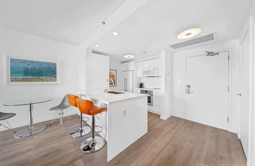 Coconut Grove Apartment | Heaven Retreat In Coconut Grove
