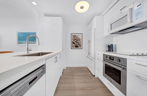 Coconut Grove Apartment | Heaven Retreat In Coconut Grove