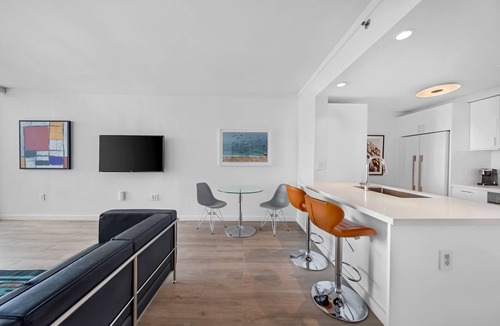 Coconut Grove Apartment | Heaven Retreat In Coconut Grove