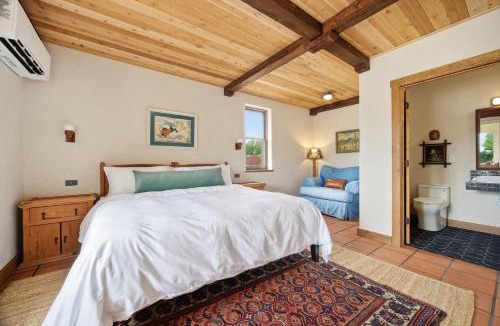 Buena Vista Hotel | Hey House