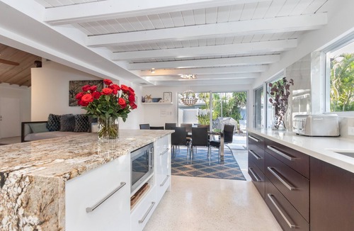 Deerfield Beach House | HGTV Design Star - Beach entry, Pool- Spa Heaven