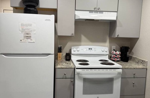 Clovis Apartment | High Plains Haven beautiful 2 bed/2bath fully furnished unit