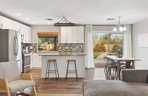 Mesa Grande House | High Speed Internet, Smart Monitor, Double Shower