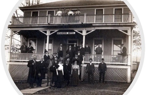 Downtown Branson Hotel | Historic Branson Hotel ~ Downtown ~The Quiet Quilt