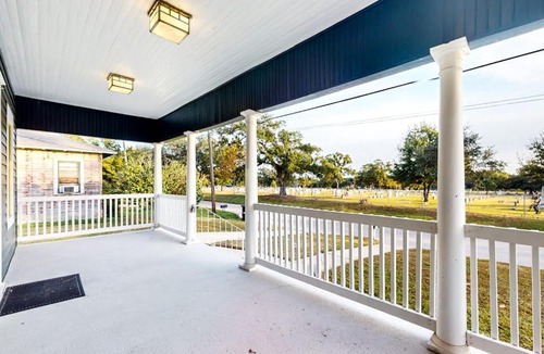 South Pensacola House | Historic downtown cottage with high-speed WiFi and central AC - dogs okay