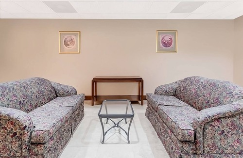 St. Augustine Hotel | Historic Downtown St Augustine Gem! 3 Great Units, Free Parking, Pool Access